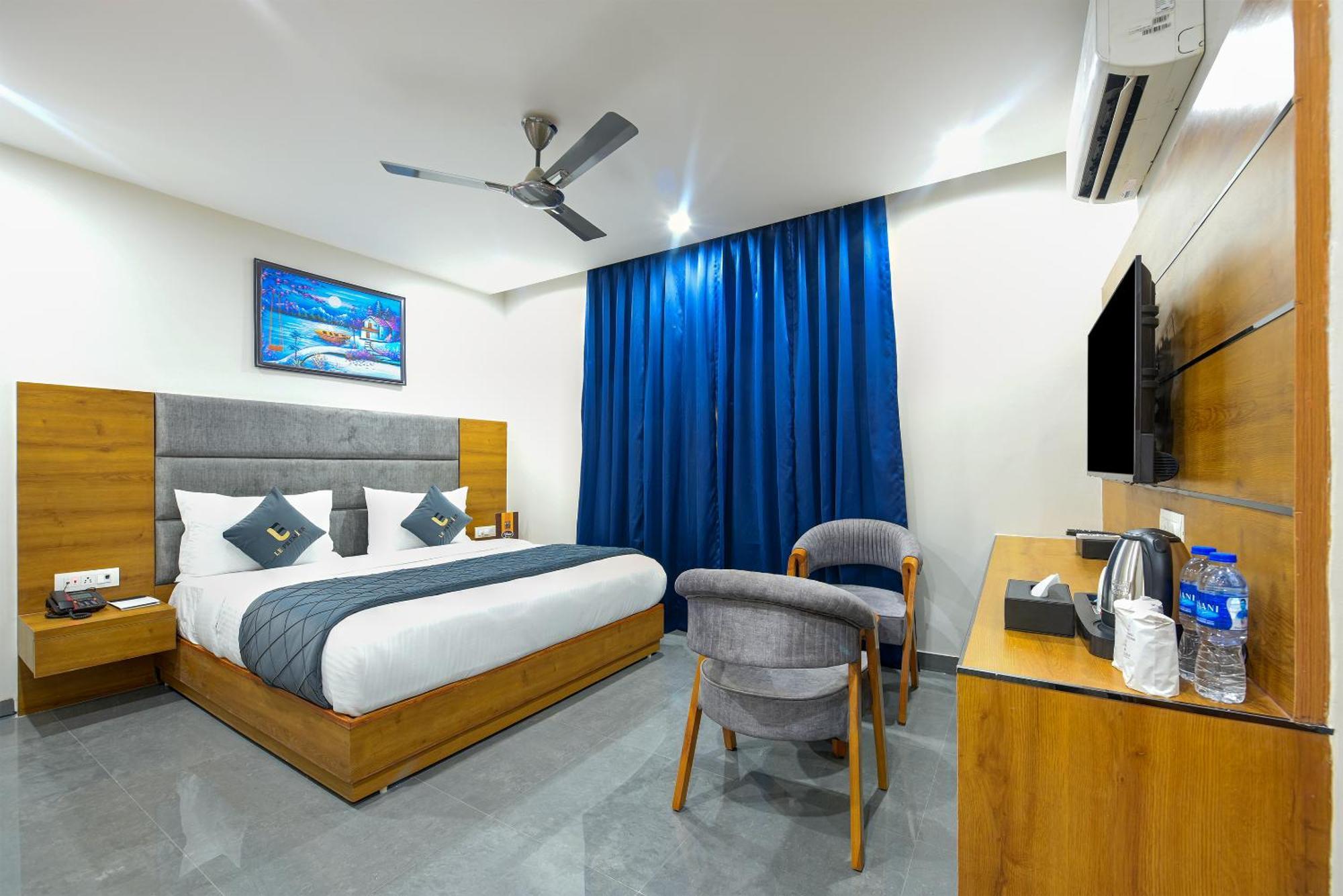 Airport Le Premier, New Delhi Hotel Exterior foto
